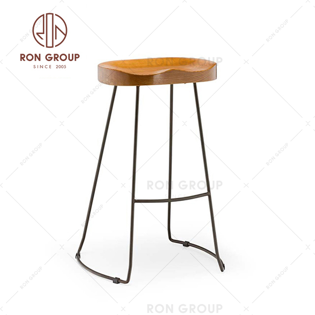 French Style Wooden Seat Restaurant Coffee Shop Metal Bar Stool Wire Metal bar chair with footrest
