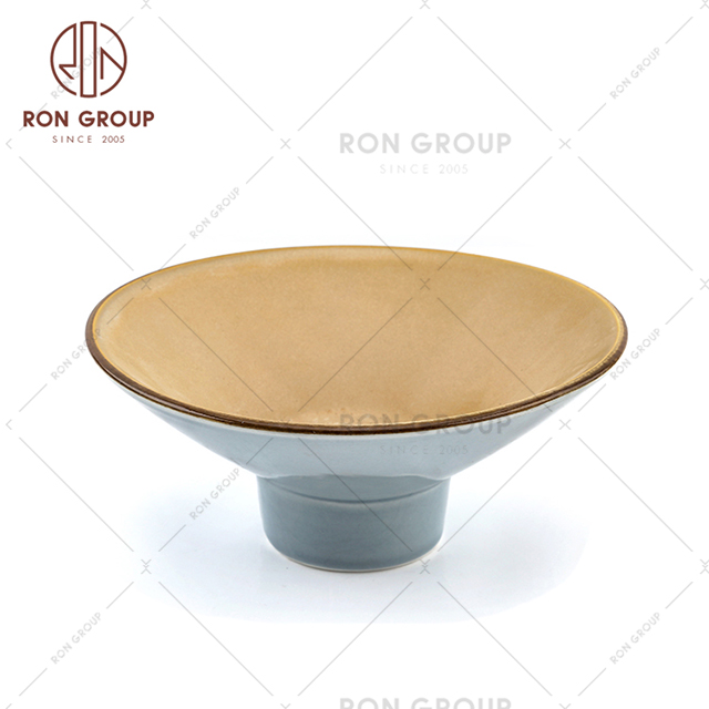 Restaurant Creative Porcelain Round Food Ceramic High Foot Bowl