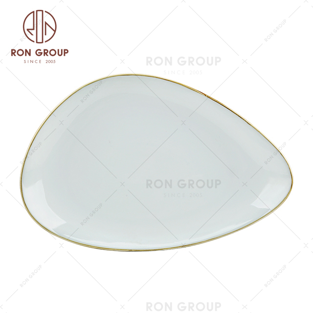 Fashion Unique Design Irregular Restaurant Triangle Steak Dinner Plate Ceramic