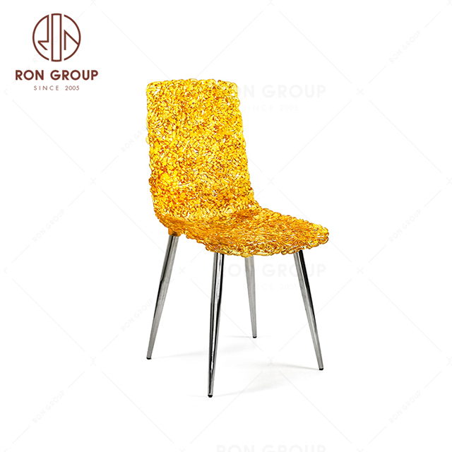 New style High -end furniture with beautiful craftsmanship amber chair Acrylic crystal wedding banquet chair 
