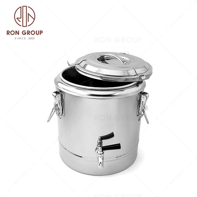Double-layer encrypted Stainless Steel Strong Thermos Bucket/Heat Preservation Barrel(With Black Silicone Base)