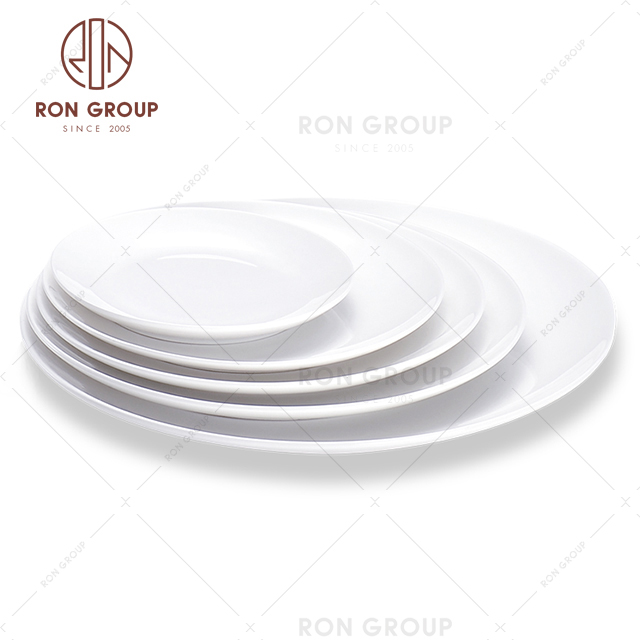 White round porcelain ceramic dinner plate for catering