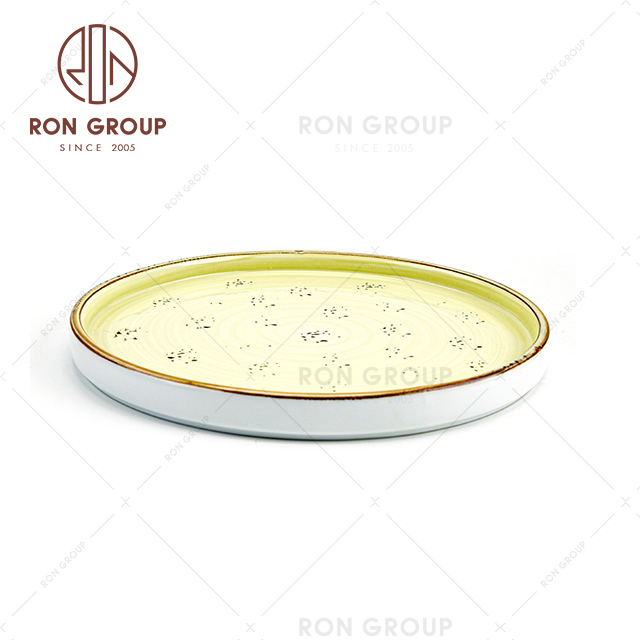Restaurant wholesale golden royal crockery porcelain dinnerware sets 