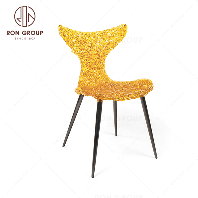 New style High -end furniture with beautiful craftsmanship amber chair Acrylic crystal wedding chair 
