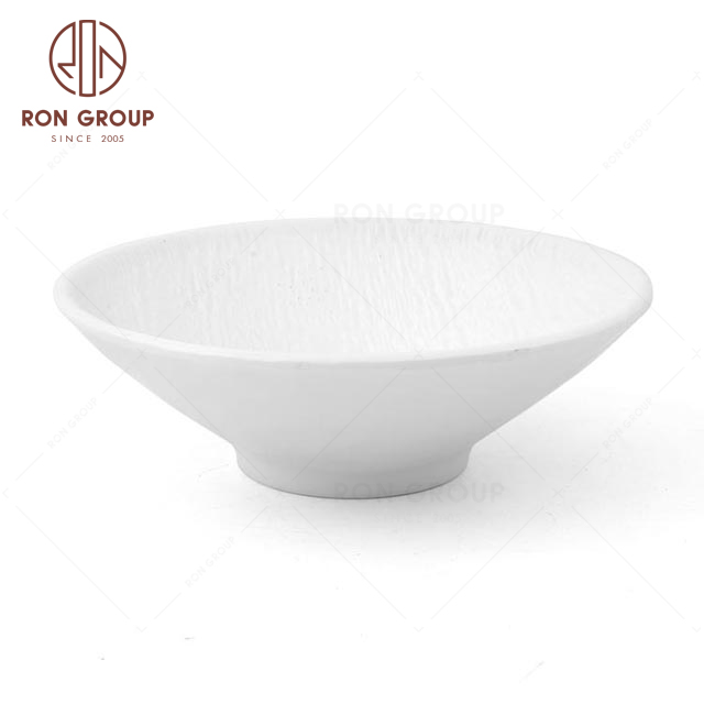 MN5043 Multi-size White color restaurant tableware hotel club bar banquet party wedding prefered daytime Melamine trumpet bowl