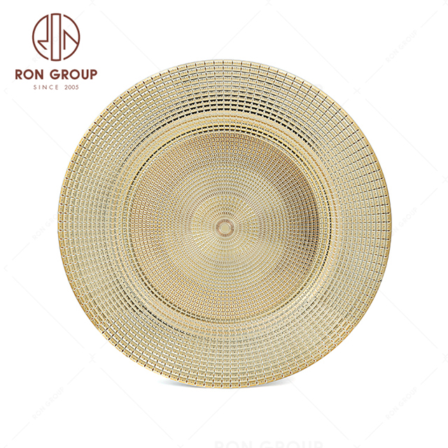 RonGroup High Quality Event Plastic Charger Plate  - Light  Golden Carving Wedding Plate 